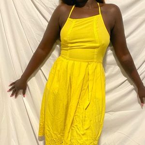 Beautiful yellow SO dress